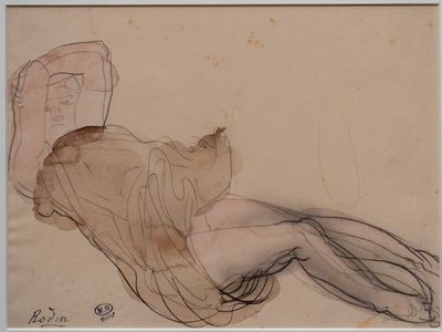 Frau liegend, halbnackt und mit verschränkten Armen hinter dem Kopf von Auguste Rodin