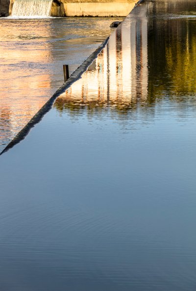 Chaussée du Bazacle, Damm an der Garonne, Toulouse, Haute-Garonne von Bernard Bonnefon