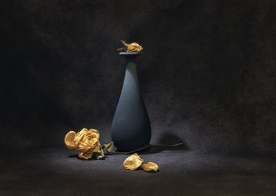 Melancholische getrocknete Rosen von Betty Liu