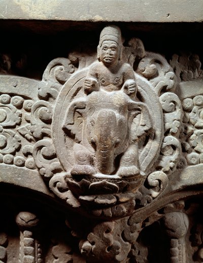 Der Gott Indra in der Mitte auf Airavana und die Marut, die Götter des Sturms und des Windes. Steinbalken im Stil von Sambor Prei Kuk (600-650). Aus Kambodscha. Paris, Guimet Museum, Nationalmuseum für asiatische Kunst von Cambodian