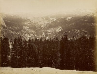 [Die Lyell-Gruppe und Nevada Fall vom Sentinel Dome] von Carleton Watkins