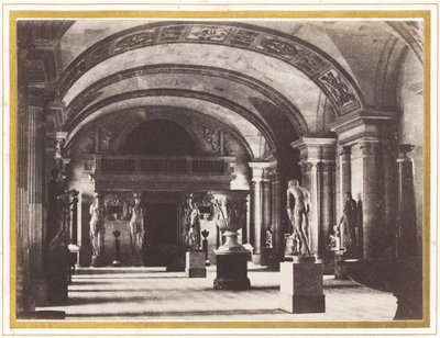 Saal der Karyatiden, im Louvre-Museum von Charles Marville