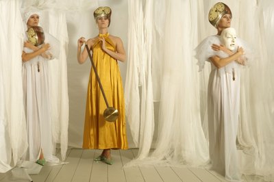 Ätherische Frauen der Zeit von Christine von Diepenbroek