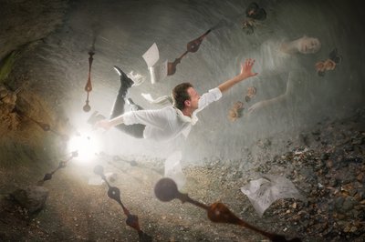 Durch die Zeit fallen von Christophe Kiciak