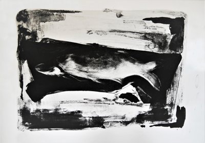 Fließende schwarze Form von Doris Schmitz