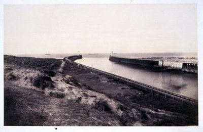 Eingang zum Hafen, Boulogne von Édouard Baldus