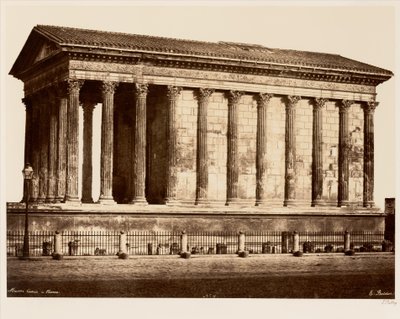 Maison Carrée in Nîmes von Édouard Baldus
