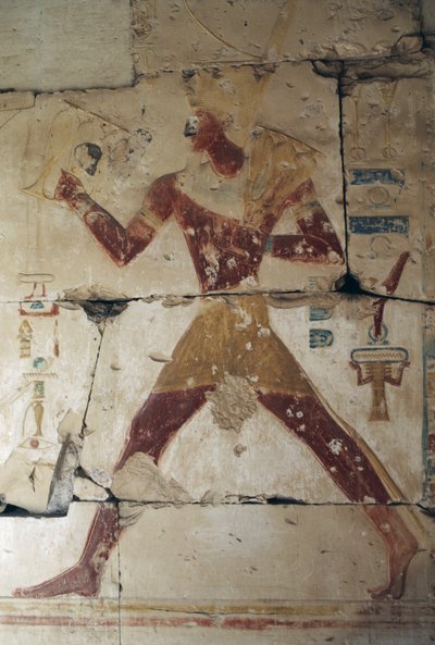 Bemaltes Relief, das einen Pharao darstellt, Tempel von Ramses II., Abydos, Ägypten, ägyptische Zivilisation, Neues Reich, 19. Dynastie (Foto) von Egyptian 19th Dynasty