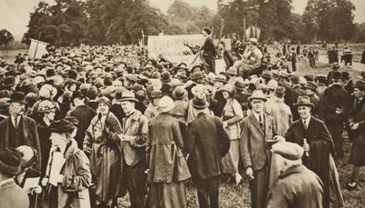 Anti-Kriegs-Versammlung im Hyde Park von English Photographer