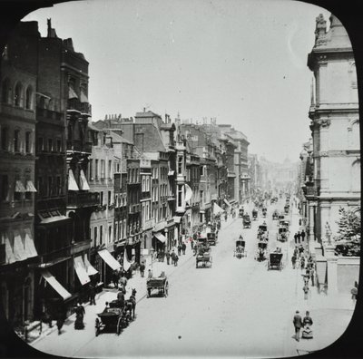 Pall Mall, Westminster LB: Blick nach Osten von Marlborough Road, 1895 von English Photographer