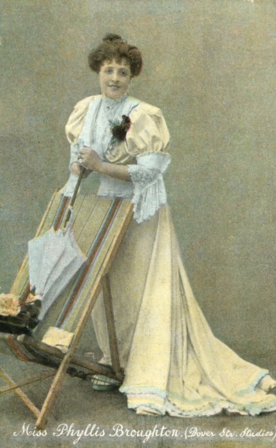 Phyllis Broughton, englische Bühnenschauspielerin von English Photographer
