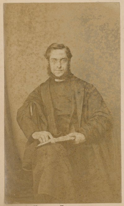 Reverend Tooth von English Photographer