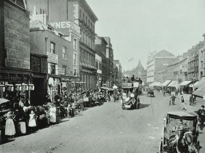 Shoreditch High Street: Blick nach Norden, 1896 von English Photographer