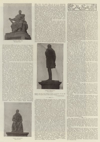 Statuen in großem Maßstab von English Photographer