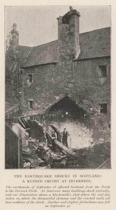 Die Erdbebenerschütterungen in Schottland, eine zerstörte Schmiede in Inverness von English Photographer