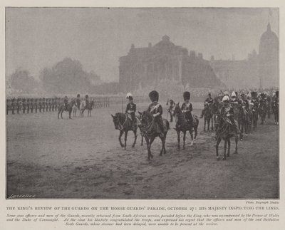 Die königliche Überprüfung der Wachen auf der Horse Guards Parade, 27. Oktober, Seine Majestät inspiziert die Linien von English Photographer