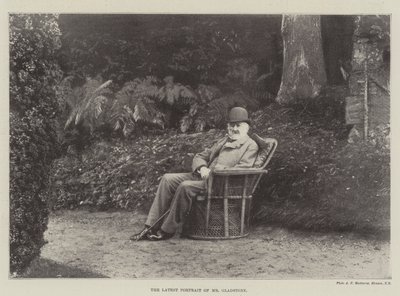 Das neueste Porträt von Mr. Gladstone von English Photographer