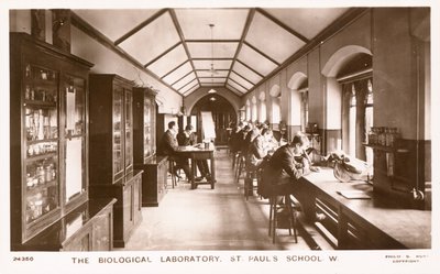 Das biologische Labor der St. Pauls Schule von English Photographer