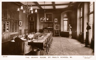 Der Sitzungssaal der St. Pauls Schule von English Photographer
