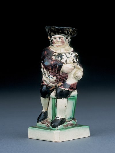 Dick Whittington Krug, geformt aus einem hochlehnigen Stuhl, hält seine Katze, gesprenkelt in brauner, grüner und schwarzer Kleidung, ein geformtes Schild an seiner Seite, ca. 1790 von English School