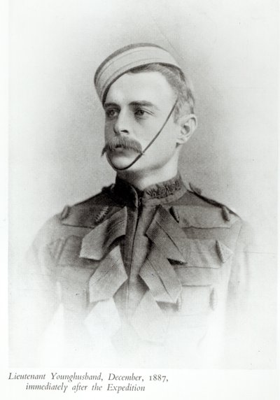 Fotografie von Sir Francis Younghusband (1863-1942) im Jahr 1887 aus 