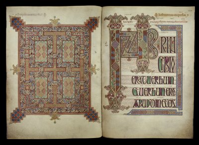 Johannesevangelium; Teppichseite und Incipit-Seite, Cotton Nero D. IV, f.210v und f.211r aus den Lindisfarne-Evangelien, 710-721 von English School