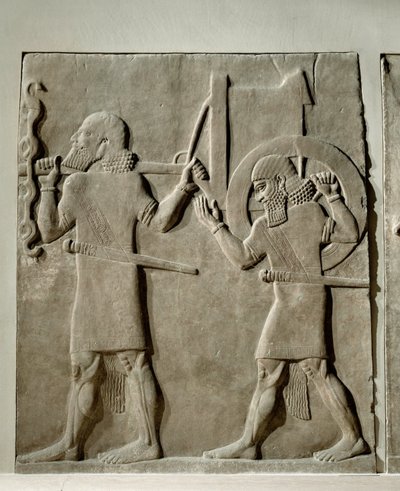 Diener tragen Werkzeuge für die königliche Jagd von Erich Lessing