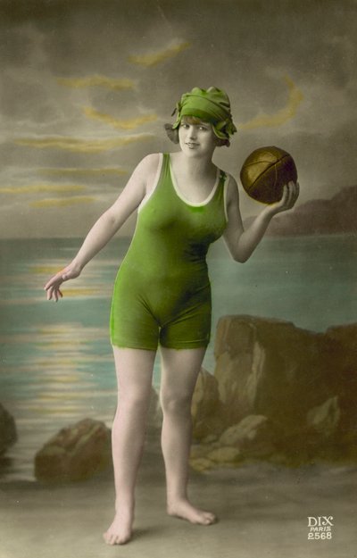 Junge Frau im Badeanzug von European Photographer