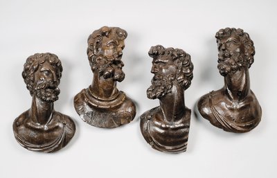 Satz von vier Büsten von Männern, möglicherweise Propheten, wahrscheinlich Antwerpen, Mitte des 16. Jahrhunderts von Flemish School