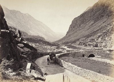 Llanberis, der Pass, von oberhalb der Brücke, Nr. 2. (524) von Francis Bedford