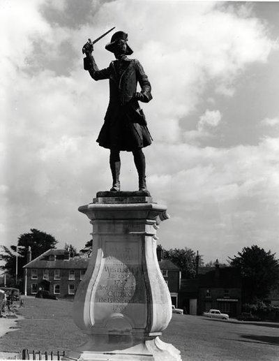 Statue von Generalmajor James Wolfe (1727-59) von Francis Derwent Wood