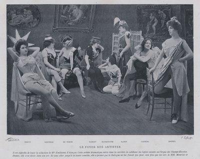 Schauspielerinnen im Grünen Zimmer des Théâtre des Variétés, Paris von French Photographer