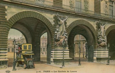 Tore des Louvre in Paris, Frankreich von French Photographer