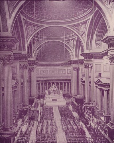 Paris: Inneres der Kirche der Madeleine von French Photographer