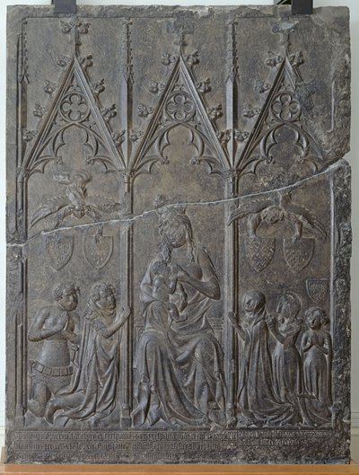 Grabstele der Familie Sacquespee, vom St. Nicaise Friedhof in Arras, 1376 von French School