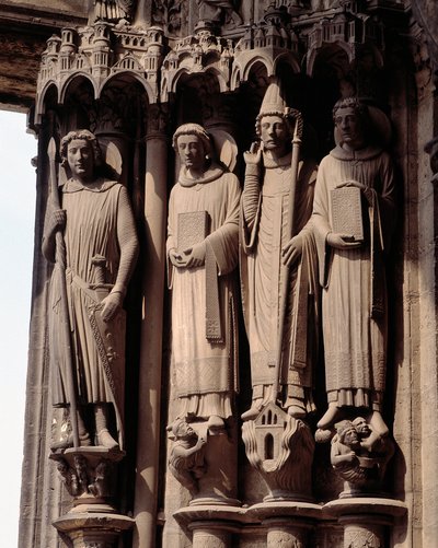 Gotische Kunst: Figuren von Märtyrern, links St. Theodor, ein römischer Soldat, Bucht des Südportals der Basilika Notre Dame de Chartres von French School