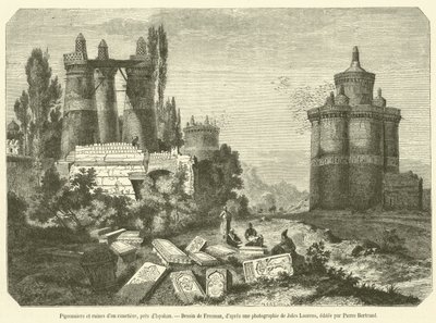 Taubenschläge und Ruinen eines Friedhofs, in der Nähe von Isfahan von French School