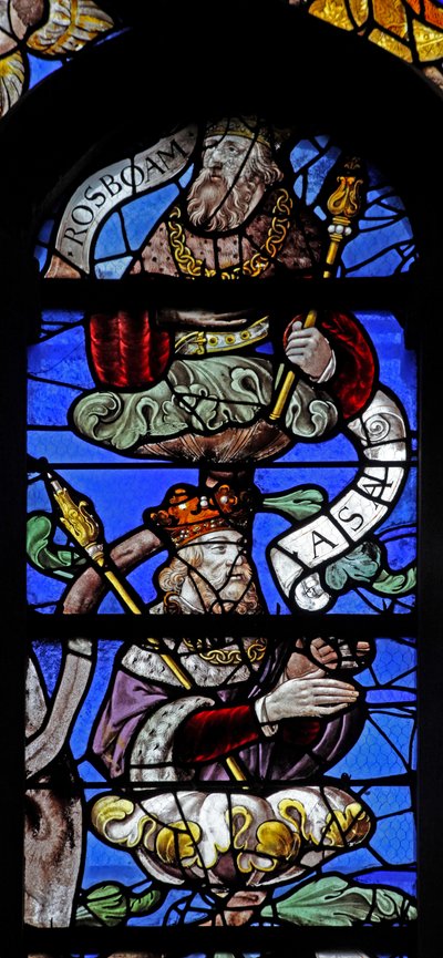 Fenster w10, König Asa und König Rosboam am Jessebaum darstellend von French School