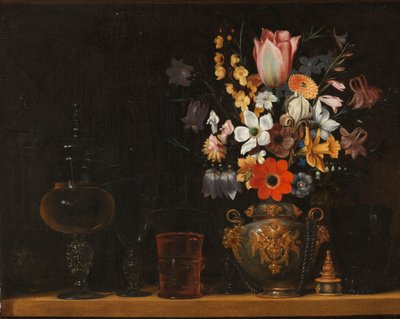 Stillleben mit einem Blumenstrauß und Glaspokalen von Georg Flegel