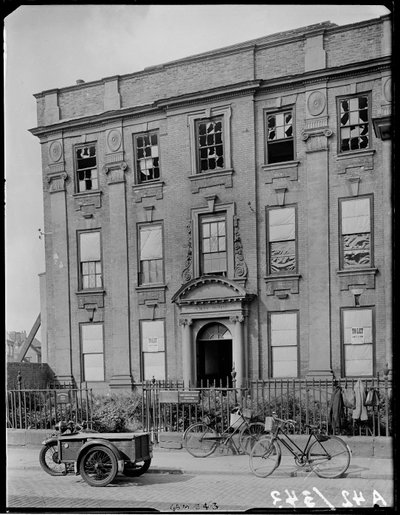 Kirby House, Little Park Street, Coventry, 1941 von George Bernard Mason