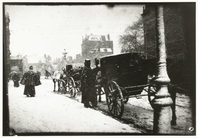 Ansicht des Leidseplein in Amsterdam mit Kutschenverkehr an einem Wintertag von George Hendrik Breitner