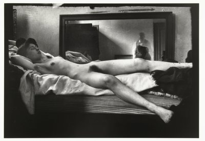Porträt eines weiblichen Aktes mit dem fotografierenden Breitner im Spiegel von George Hendrik Breitner