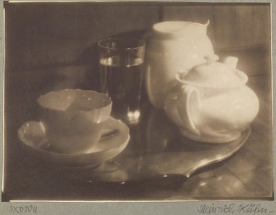 Tee-Stillleben (Version III) von Heinrich Kuhn
