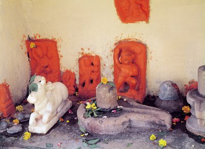 Schrein einer Kapelle am Ganges von Indian School