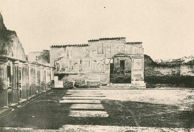 Die Stabianischen Bäder - Der Hof der Stuckarbeiten (Gravur) von Italian School