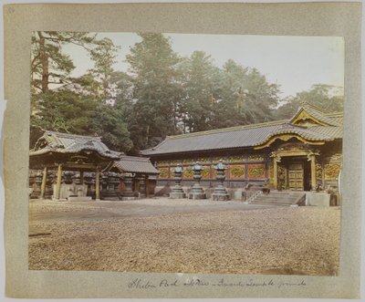 Innerhalb des Tempelgeländes, Shiba-Park, Tokio, Japan von Japanese Photographer