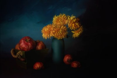 Granatäpfel und Goldene Chrysanthemen von John-Mei Zhong