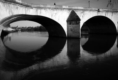 Paris im Frühling von Jon Nicholson
