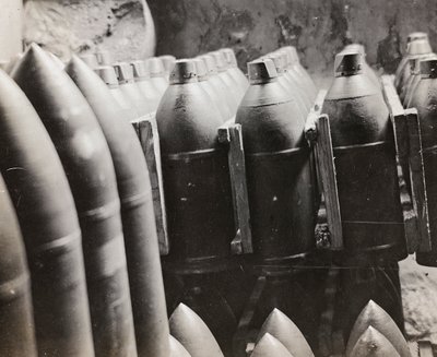 Album "Meine Weltkriegs-Erinnerungen Südwestfront (Kärnten, Italien, Südtirol) 31.03.1915-12.11.1918 - Josef Zohles Wien": Munition (s/w Foto) von Josef Zohles