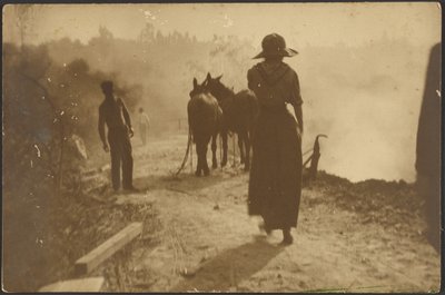 [Bauernszene mit Frau, die auf Pferde zugeht] von Louis Fleckenstein